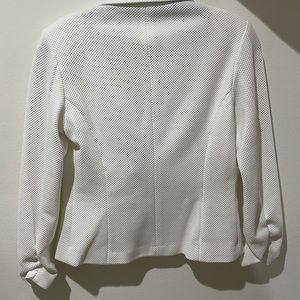 Amanda + Chelsea White Blazer